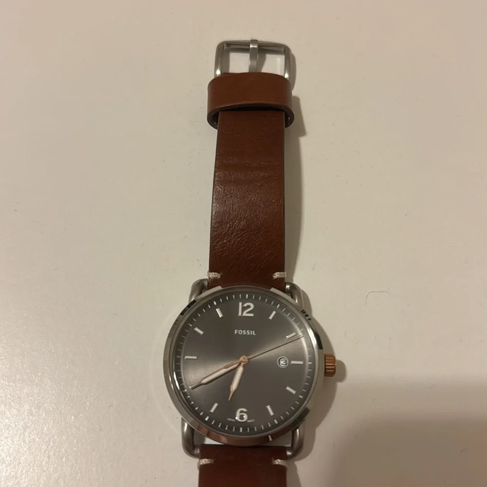 Fossil Watch! - Picture 2 of 2